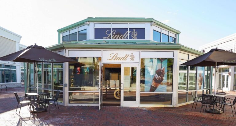 Lindt storefront